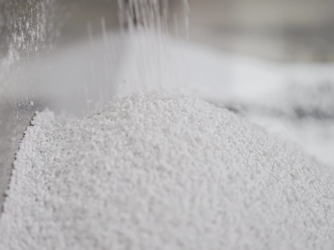 White TiO2 masterbatch pellets in manufacturing process