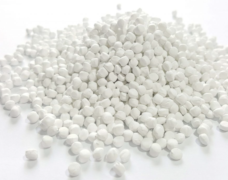 White TiO2 masterbatch pellets