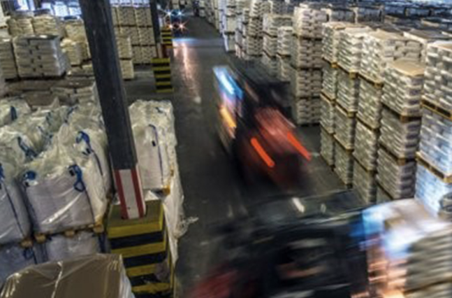 Raw material warehouse and forklift